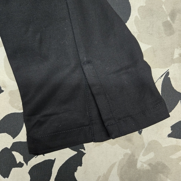 VINCE CAMUTO | Black Cropped Capri/Ankle Pants sz 6 - Picture 8 of 8